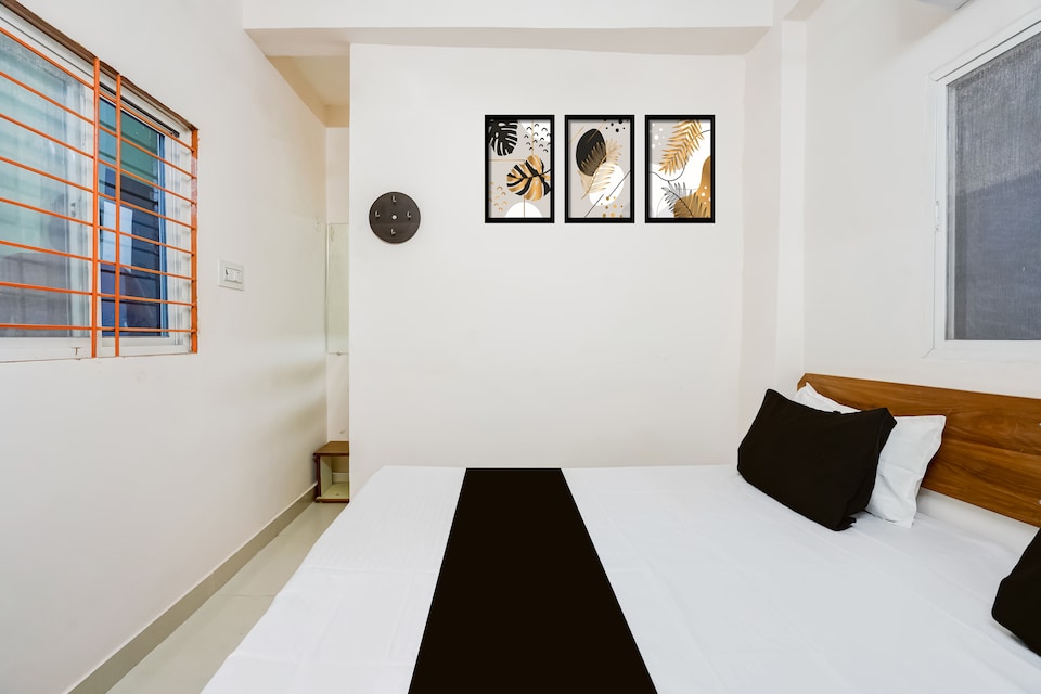 SPOT ON Mahadev Guest House, Mahakal Temple, Ujjain