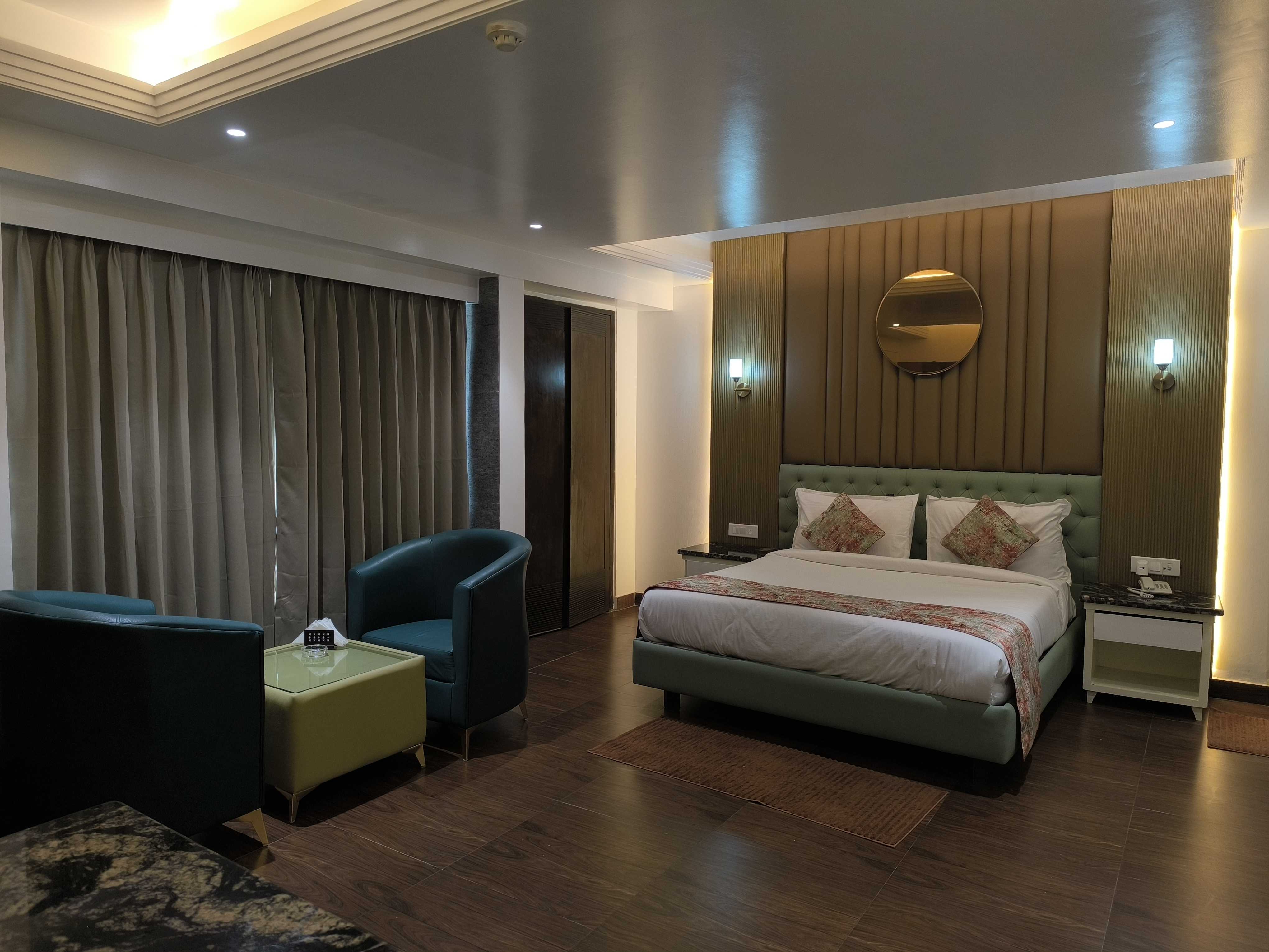Hotel O RESTRO RELAX HOTEL & RESTAURANT, Flagship Delhi, Book @ ₹1049 - OYO