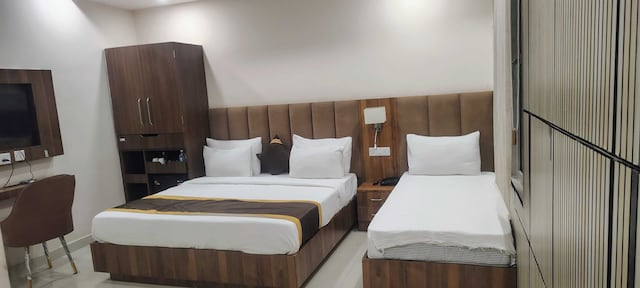 Hotel O THE AMBROSIA STAY