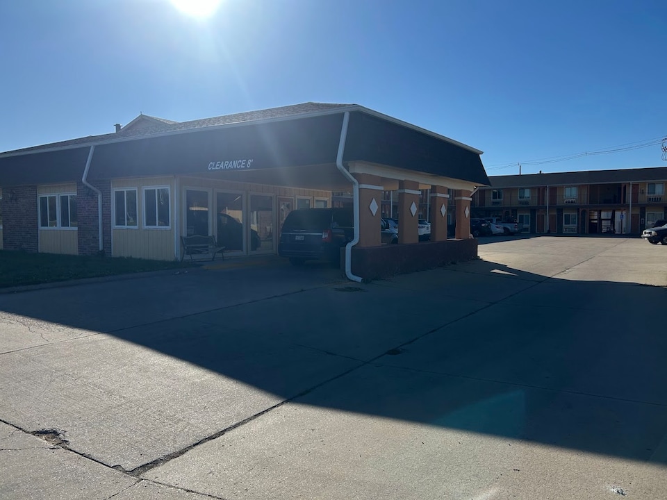 Crete Inn by Capital O Near Lincoln, Crete NE, Crete NE