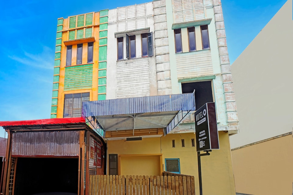 Dancenter Mitrotel Residence, Medan, Medan