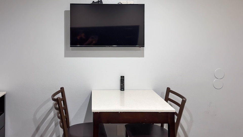 Studio 6 Oakland, CA – San Francisco Berkeley Area, Oakland, Oakland