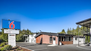 Hotels in Shelton WA Starting @ $71 - Upto 42% OFF on 14 Shelton
