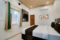 Collection O Uttaranchal University Premnagar