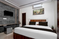 Collection O Uttaranchal University Premnagar