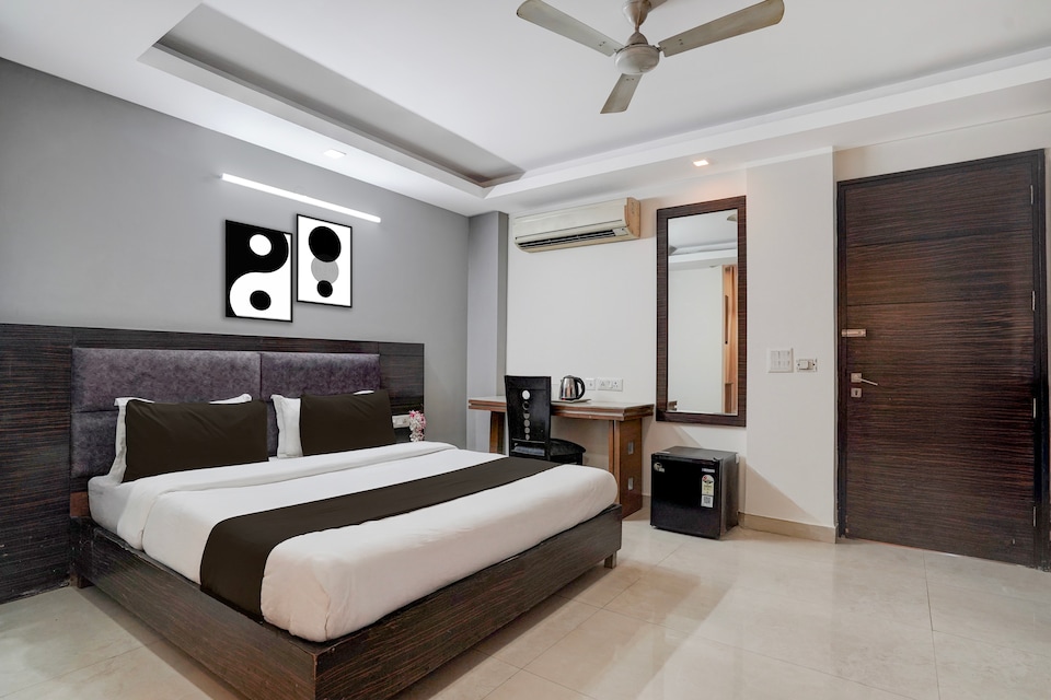 Super Townhouse Millenium City Centre, Cyber City, Gurgaon