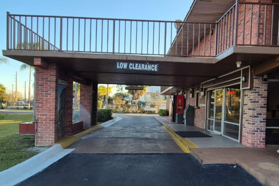 Central Motel Kissimmee Near Disney World, C34746-1, Kissimmee