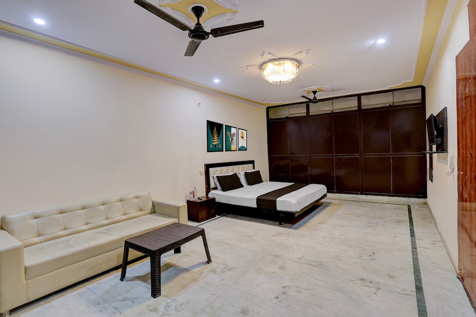 Hotel O Moon Light, Ghaziabad City, Ghaziabad