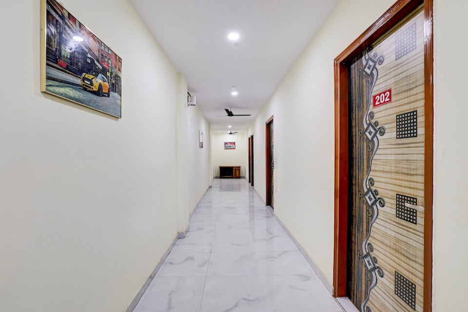 Hotel O City Plaza, Ghaziabad City, Ghaziabad