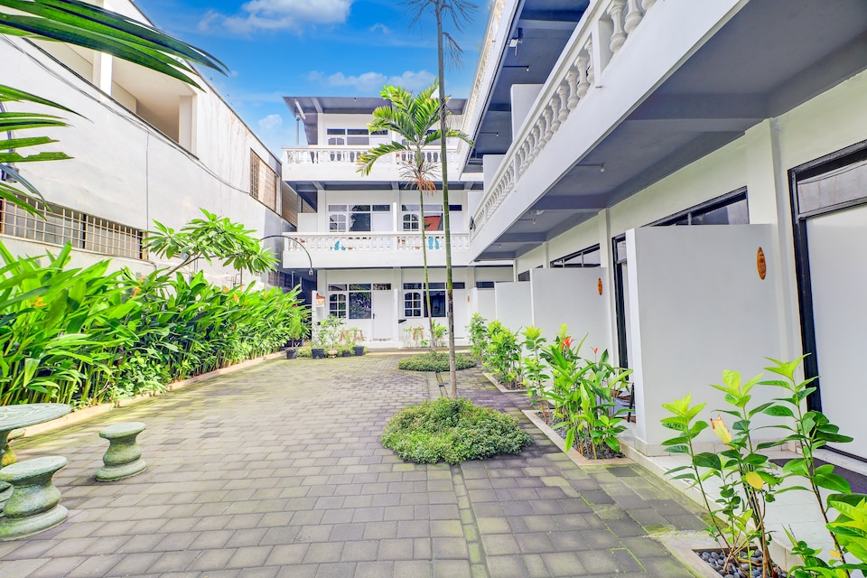 Dancenter Oka Legian Hotel, Bali, Bali