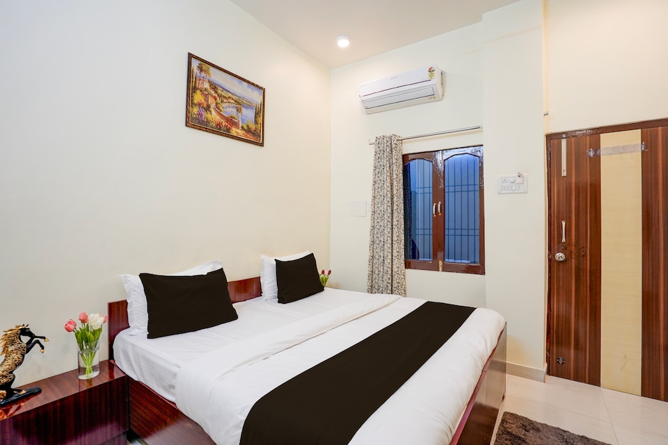 Hotel O Banaras Guest House , Sigra, Varanasi