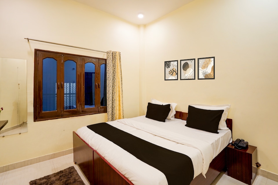 Hotel O Banaras Guest House , Sigra, Varanasi