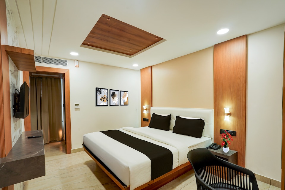 Super Townhouse IIM Bangalore Formerly Hotel Onyx, Bannergatta Road Bangalore, Bangalore