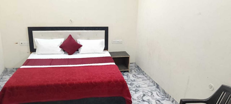 Hotel O Kingdom, Faizabad Road, Lucknow