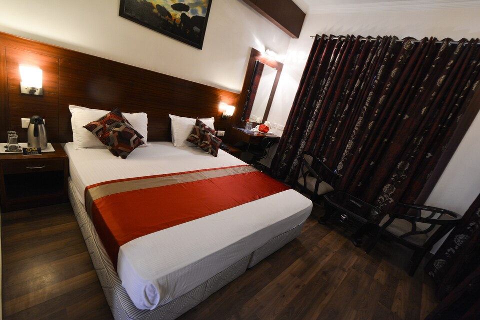 OYO 492 Hotel Janhvi International, Cantt, Varanasi
