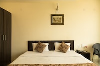 OYO Hotel K P Inn