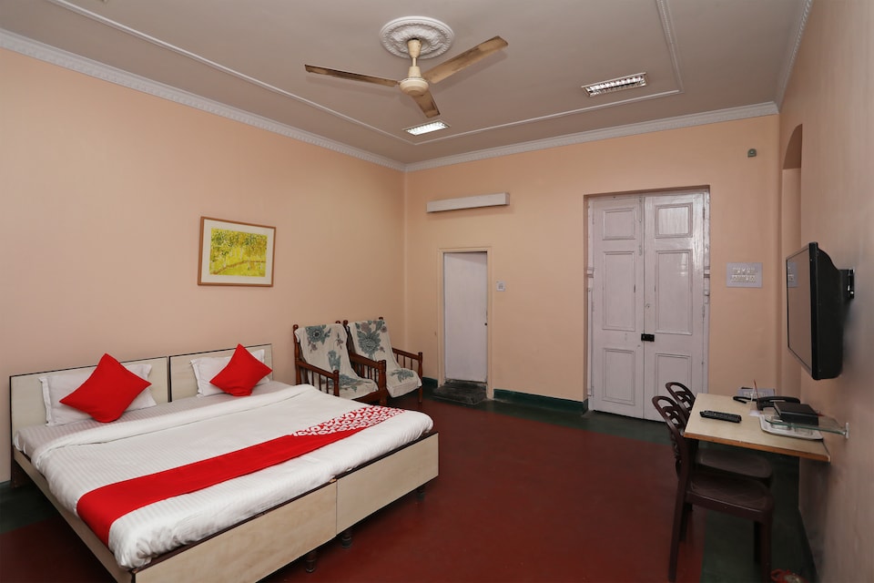 OYO 2509 Mrinalini Inn, Ballygunge Kolkata, Kolkata