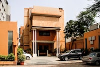 OYO Hotel Chaupal Near Leisure Valley Park