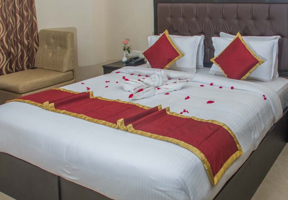 OYO 8773 Hotel Chirag Inn, M G Road Trivandrum, Trivandrum