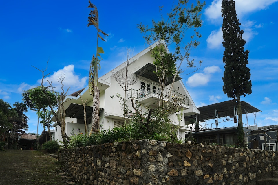 Hotel O Embun Pagi & Villa Resort Batu, Batu, Batu