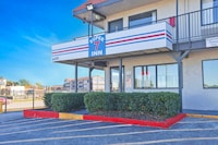 Super 7 Inn Dallas Near Duncanville