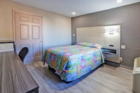 Super 7 Inn by Hotel O Dallas I 20