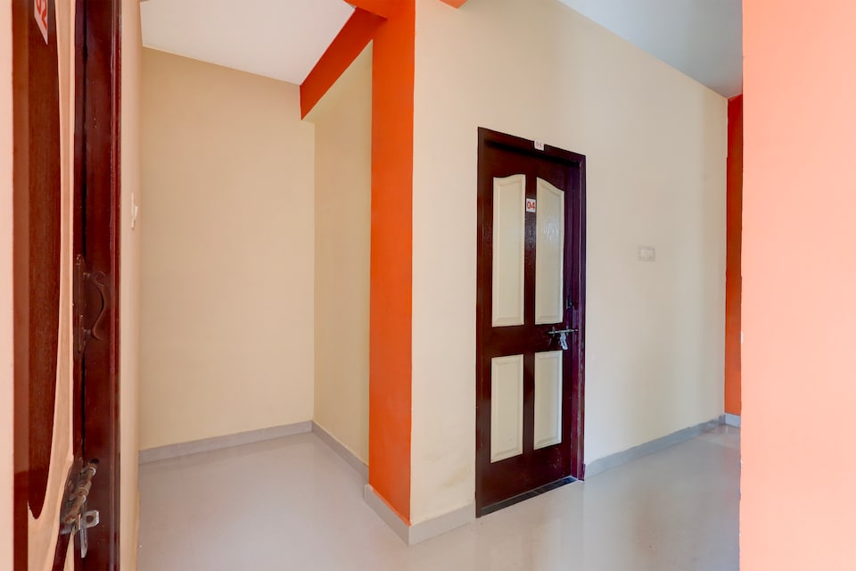 Hotel O Rela Hospital Chromepet Formerly Sri Ram Ganesh Residency, Chrompet, Chennai