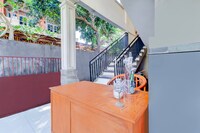 Dancenter Budget Door Legian Inn