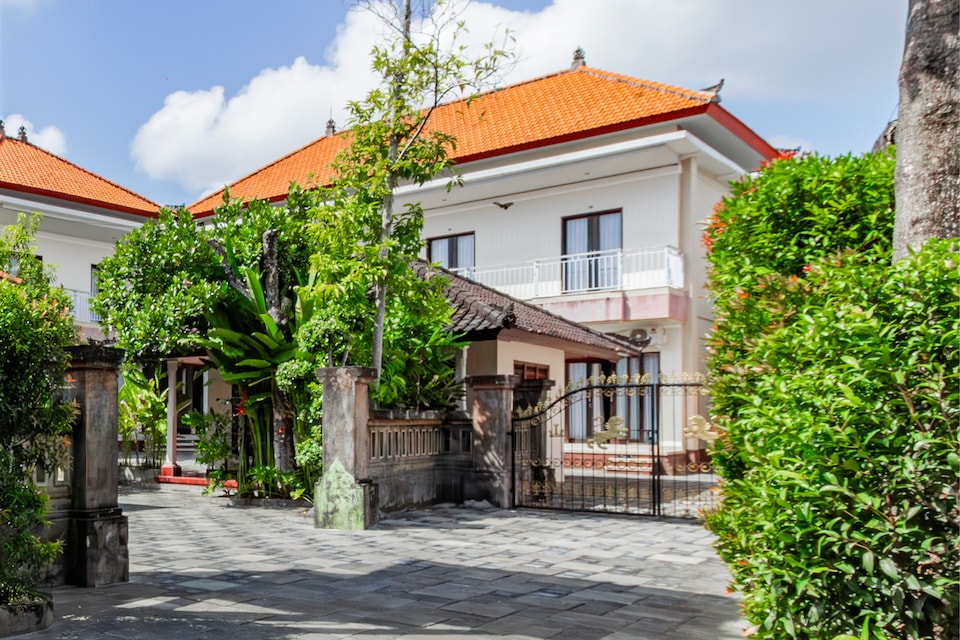 Dancenter The Kumpi Hotel, Bali, Bali