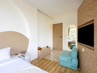 Palette The Moon Hotel Goa