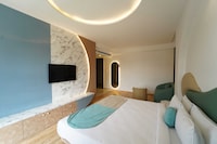 Palette The Moon Hotel Goa