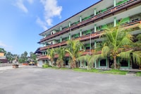 Dancenter Batukaru Garden Hotel