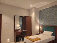 Hotel O Jagruti Nagar Ghatkopar Formerly Icy Cool