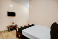 Hotel O SRS COMFORTS 