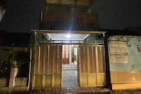 OYO 94920 House Of Elea Minggiran