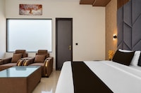 Super Hotel O Narela Road Formerly G Grand