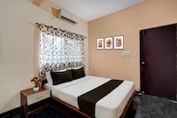 Collection O Kammasandra Gate Bus Terminal Formerly Riches Inn