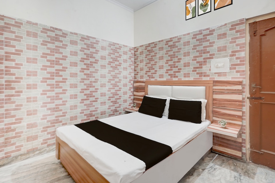 Hotel O prream view , Moradabad, Moradabad