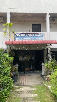 OYO 91245 Chenang Lodge Motel