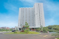 OYO 94925 Jp Apartment