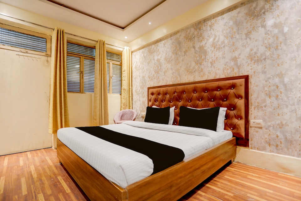 Hotel O Gangay, Railway Station Allahabad, Prayagraj