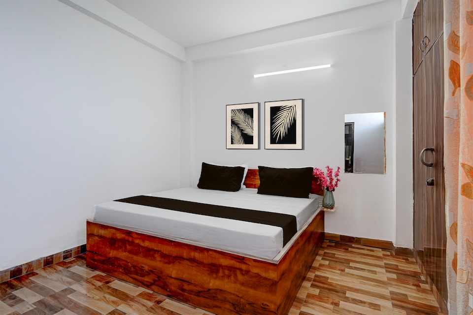 Super Hotel O Sector 23 Udyog Vihar, Old Gurgaon, Gurgaon