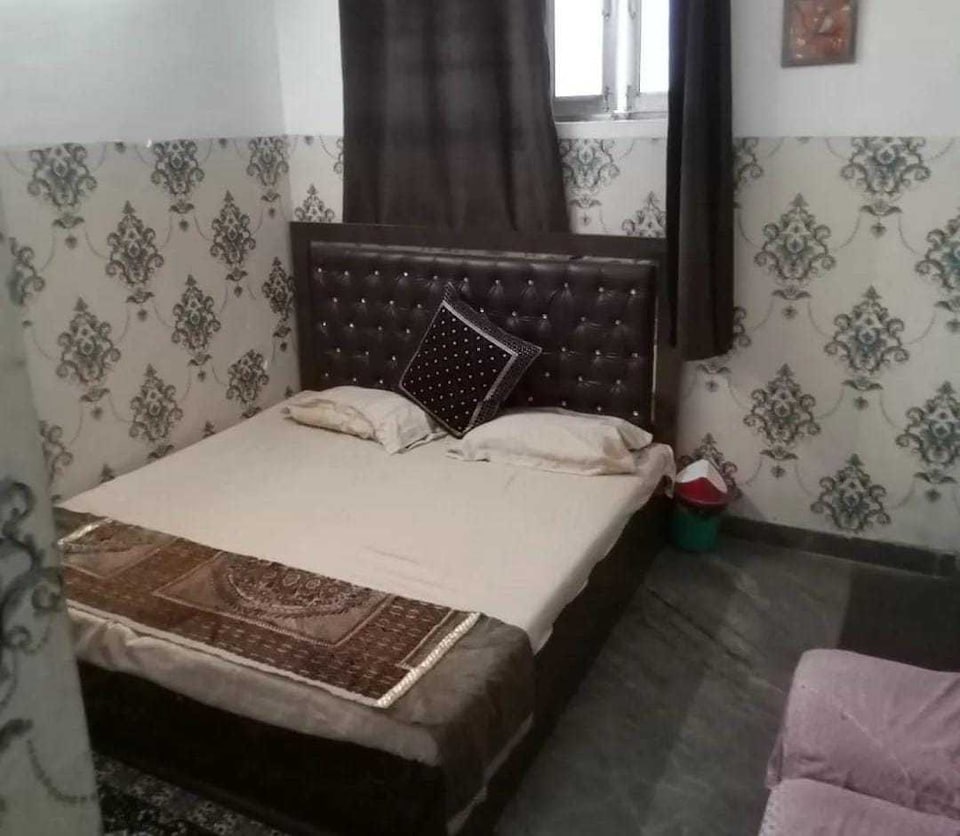 SPOT ON KC Restaurant Plus Hotel, Gonda, Gonda