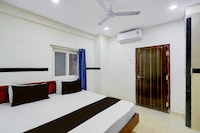 Hotel O S V Residency 