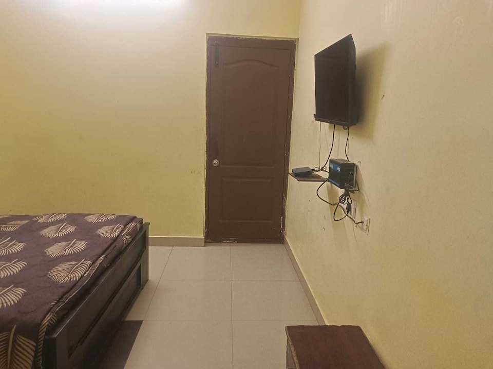 Hotel O Grand Stay, ECR Chennai, Chennai