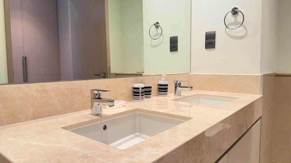 Premium 2bed Apartment At Dubai Creek Harbour, Bur Dubai, Dubai