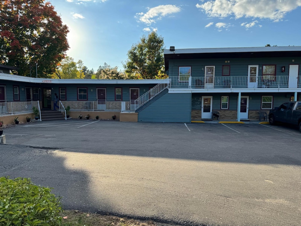 Economy Inn Cadillac MI by Hotel O,  Cadillac, MI,  Cadillac, MI