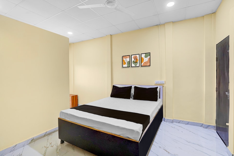 Hotel O Chaitanya Lodging , Chikalthana MIDC, Aurangabad