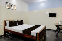 HOTEL O YOGESHWAR GUEST HOUSE