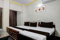 HOTEL O YOGESHWAR GUEST HOUSE